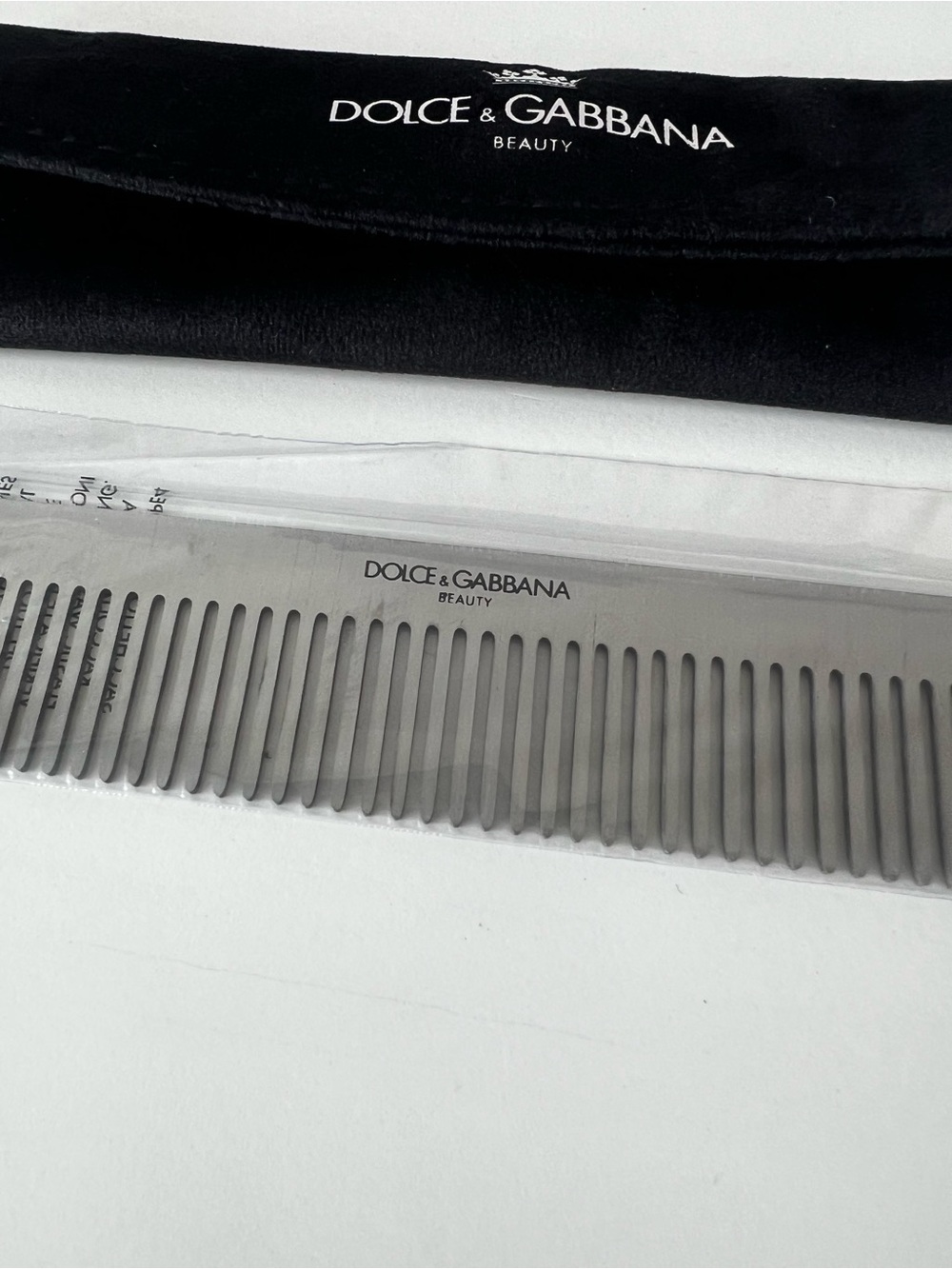 Dolce & Gabbana Silver Metal Men's Comb with Black Pouch